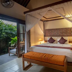 D'legon Luxury Villa